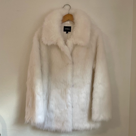 Express Faux Fur Coat - NEVER WORN - NWOT - Picture 3 of 6